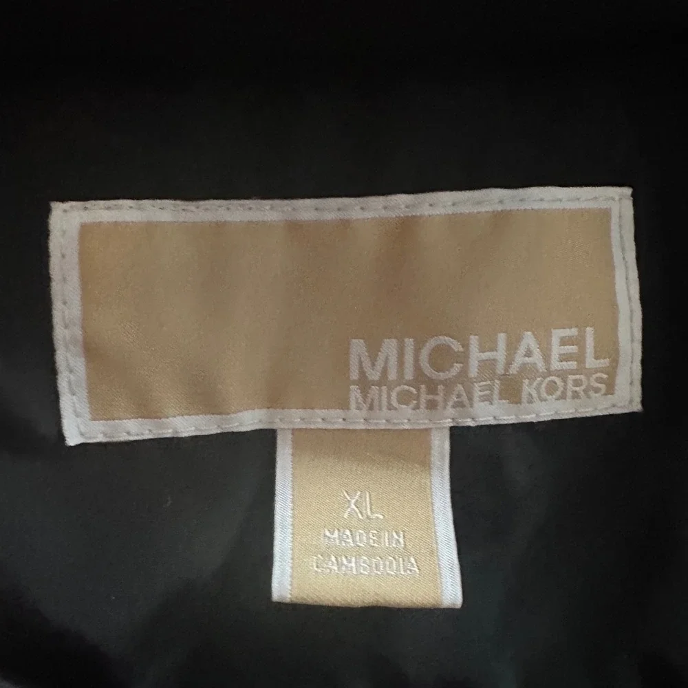 Michael Kors Puffer Vest Black Excellent XL Women
